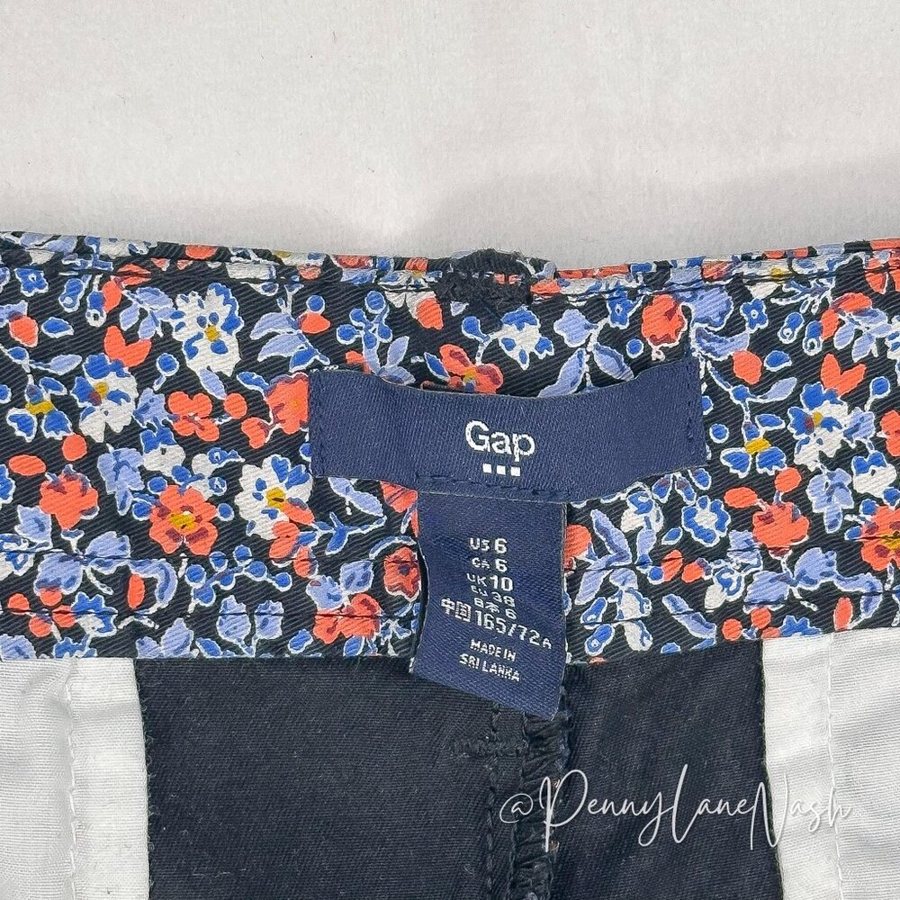 Gap 3" Khaki Shorts Size 6 Ditsy Floral - Picture 9 of 12